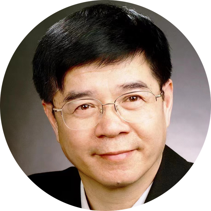 1967年毕业于中山大学外语系,1988年7月在中山大学获博士学位.