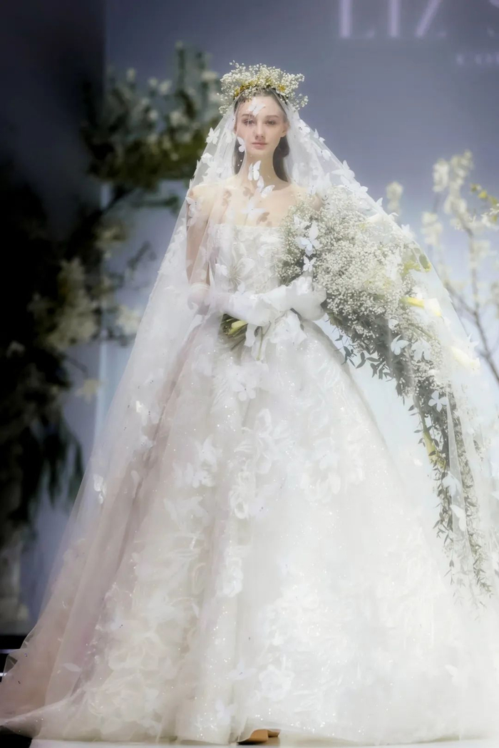 婚纱 700_1049 竖版 竖屏