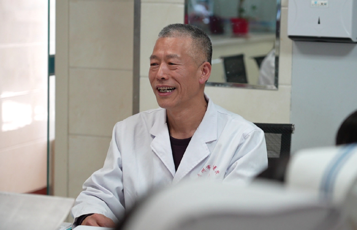 青州市中医院刘炳辉只要找对方法小小针灸同样大有可为