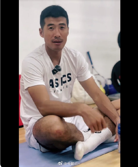 谁还没看李喆的采访 浅浅录个屏,"网球运动员成功的秘籍"_新浪新闻