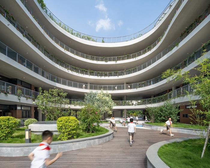 景龙小学图片