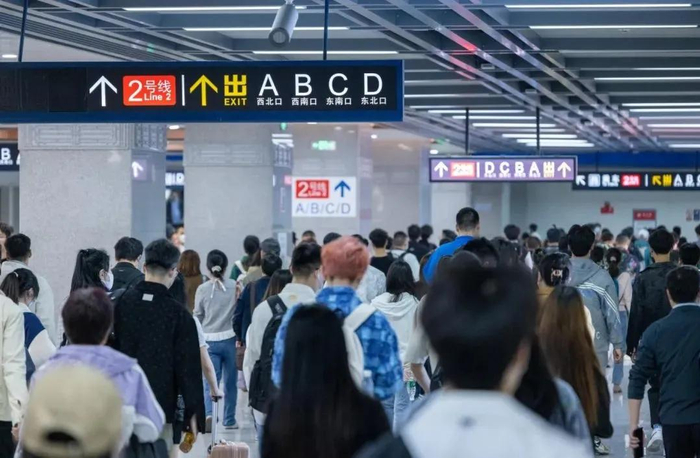 明起进入高峰西安地铁运营有变交警重要提醒