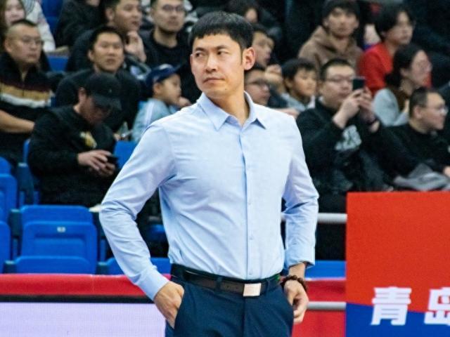 张庆鹏:新疆是最具冠军冲击力的一支球队 我们今晚是向对手学习