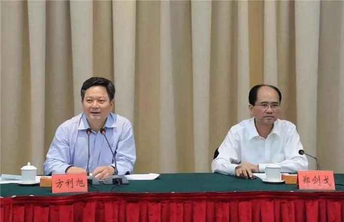 汕头市原市长郑剑戈被查,曾搭班子工作一年多的原市委书记去年已落马