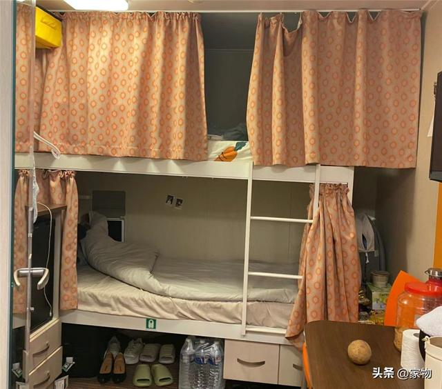 "月薪一万五"的船员宿舍,虽逼仄却很舒服,一住就半年愿意吗?