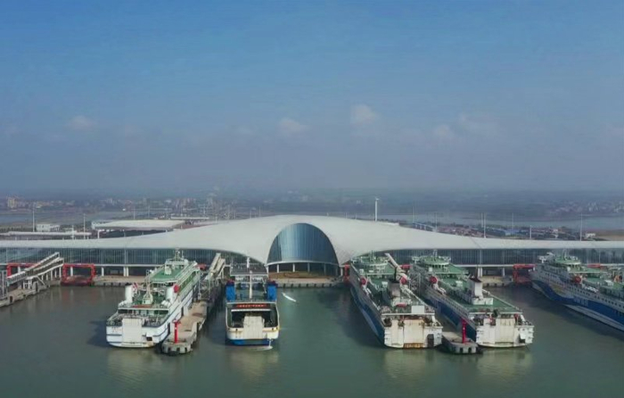 琼州海峡增开11个新能源小车专船专班|小车|新能源|琼州海峡_新浪新闻