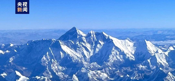 已有63名登山者获得了2024年春季从尼泊尔一侧攀登珠穆朗玛峰的许可