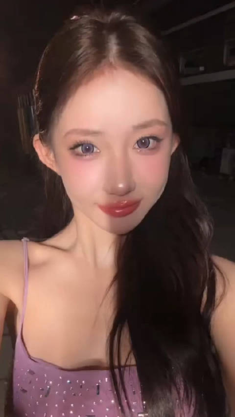 薛小婉非常美妙的写真景美人更美