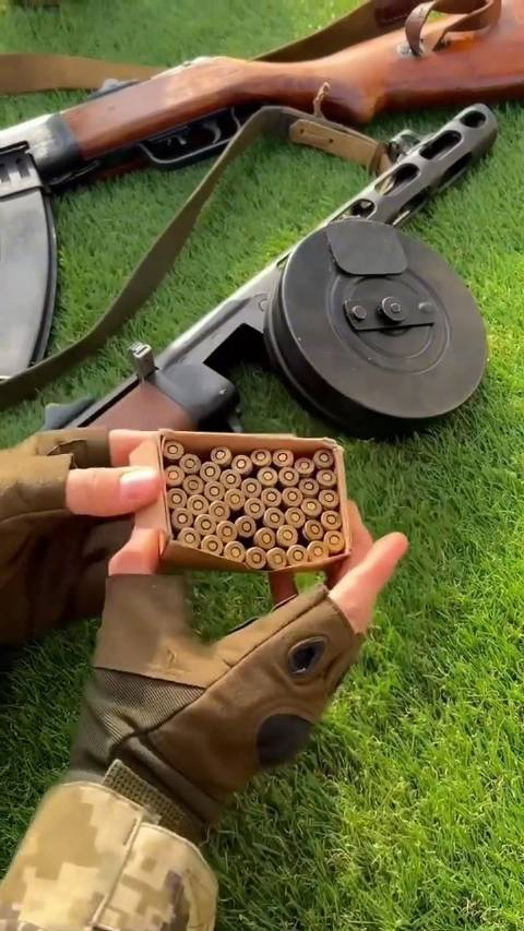 ppsh41波波沙冲锋枪试射展示