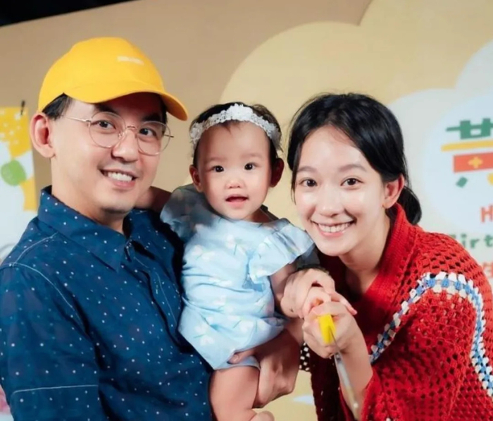 被指恋童,历届女友都偏幼态|夏宇童|黄子佼|百部_新浪新闻