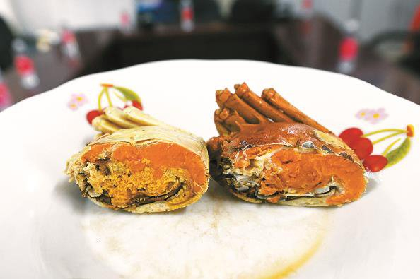 白色大闸蟹来了 你要试试吗?__财经头条