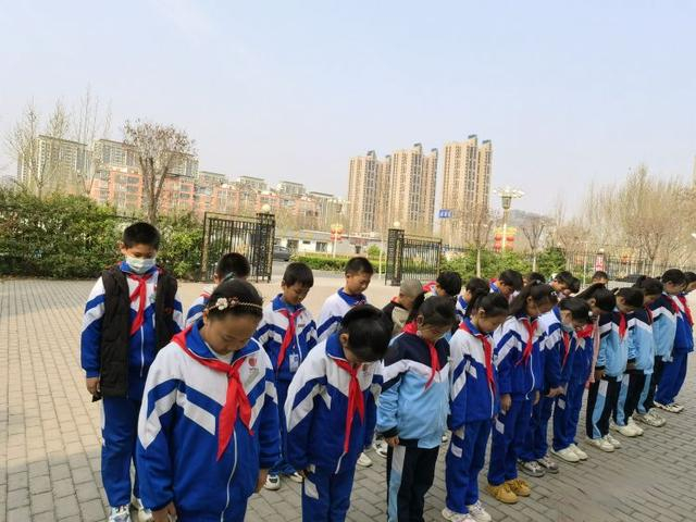 "传统清明融于情 红色精神润于心"邯郸市复兴区赵王城学校清明节主题