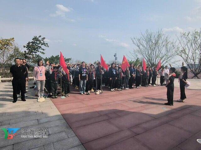 清明祭英烈 致敬英雄魂|沿滩区各学校组织开展清明祭