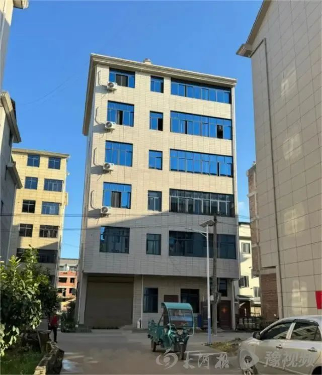 “提灯定损”事件中的自建楼图源网络