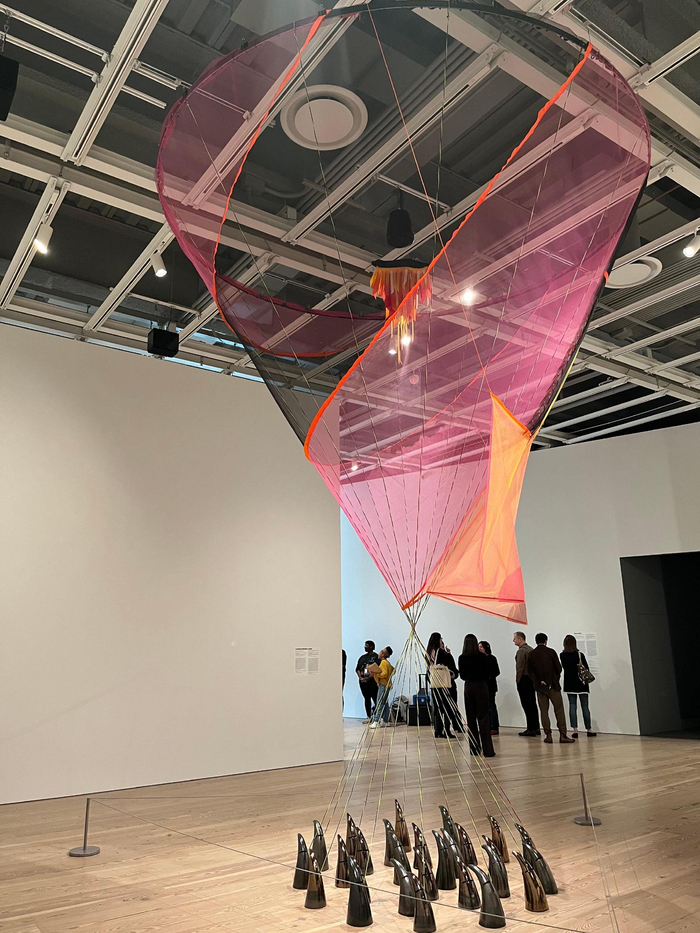 评展惠特尼双年展虚张声势的大缺少灵魂的ai