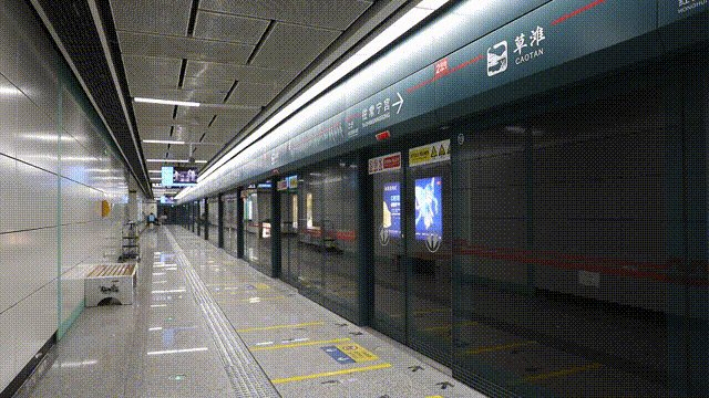 乘坐西安地铁16号线可直达诗经里,欢乐谷等景点.