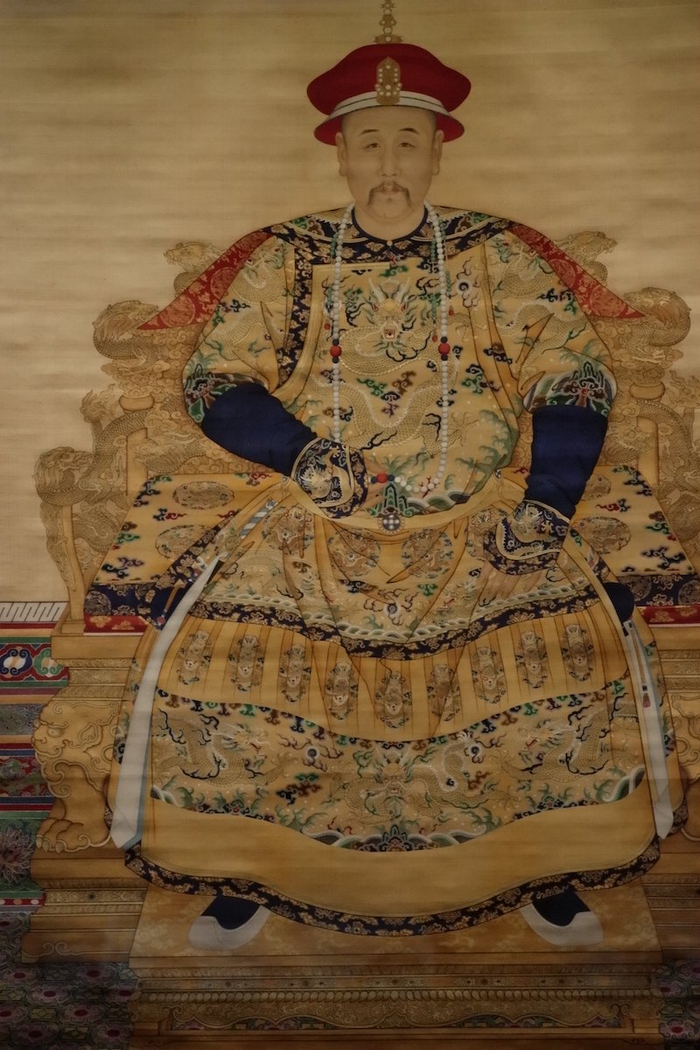 雍正帝后"对话"姑苏乡贤,苏博新展明清肖像|清代学者像传|胤禛朝服像