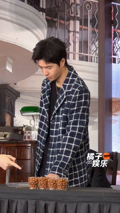 夹豆子比赛环节的王一博一生要强