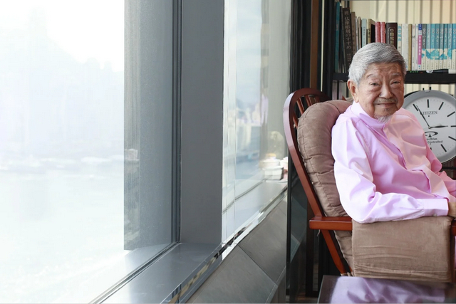 82岁蔡澜提前安排身后事,卖房套现住酒店,聘8人团队伺候起居__财经头