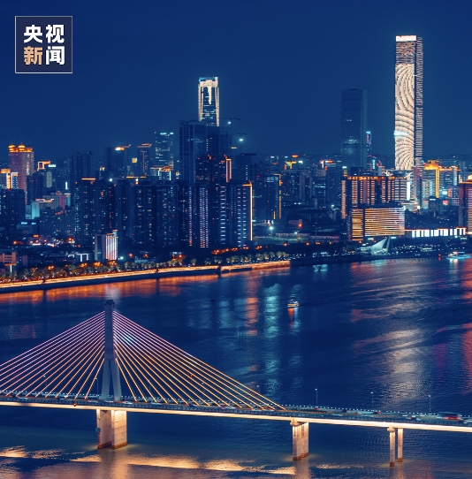 "夜宵第一城"为何是长沙?__财经头条