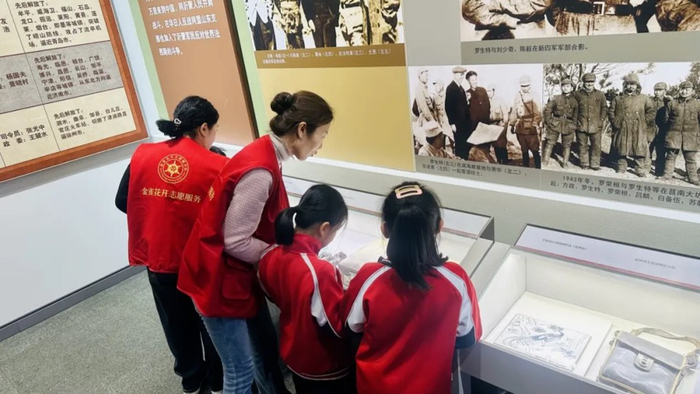 临沂金雀山小学开展清明祭英烈共铸中华魂清明节祭扫活动
