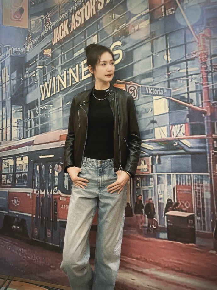 河北女篮球员郭子瑄晒照总觉得这天该穿半袖了