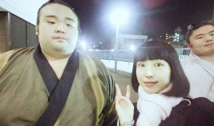 相扑选手 贵景胜的铁杆粉丝.