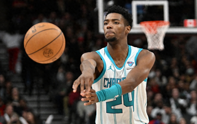 不止文班切特就在今天新秀米勒轰出77年nba历史第一纪录