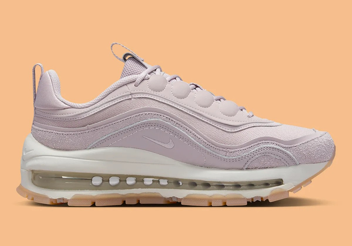 $180 美元日期:2024 年春夏货号:fb4496-003nike air max futura 97 "