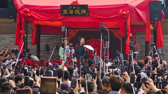 王婆休假,三线小城没有合适的非诚勿扰|婚恋|恋爱|非诚勿扰_新浪新闻