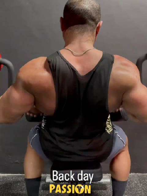 alex cambronero背部训练_手机新浪网