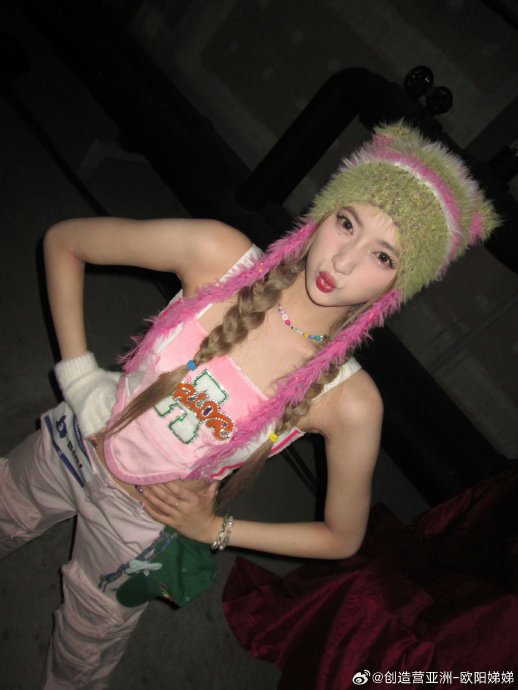 恭喜@创造营亚洲-欧阳娣娣 已第八名的好成绩出道,未来也继续加油吧