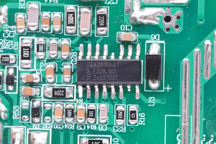 拆解报告澳莱特168w电动自行车充电器