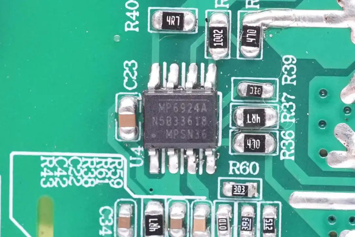 拆解报告澳莱特168w电动自行车充电器