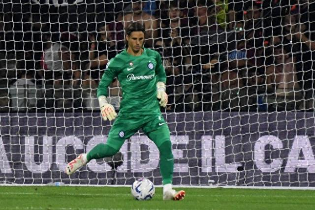 意天空:本轮意甲国米门将索默复出,奥古斯托踢首发左