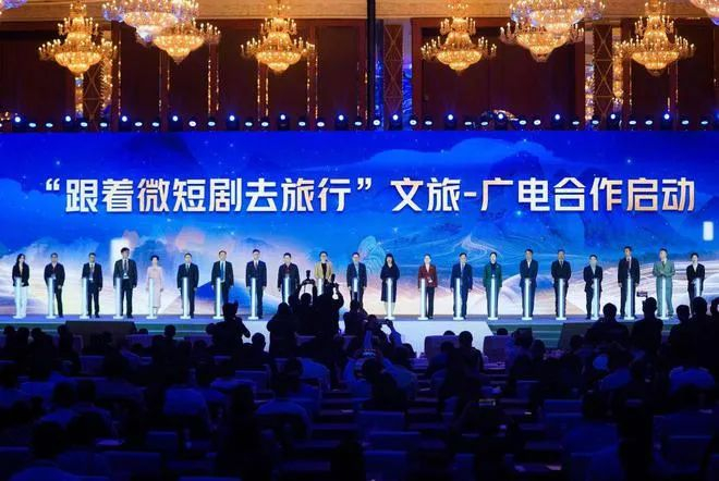 人人谈短剧,家家上短剧,炙手可热的短剧全解析|视