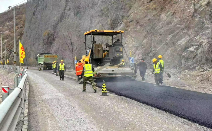 门头沟大台街道交通大动脉进入灾后重建最后阶段