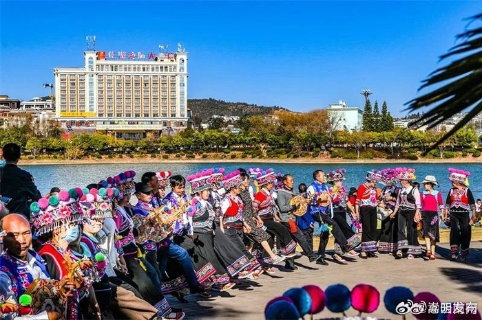 牟定化湖美景醉游人|楚雄彝族自治州|云南省_新浪新闻