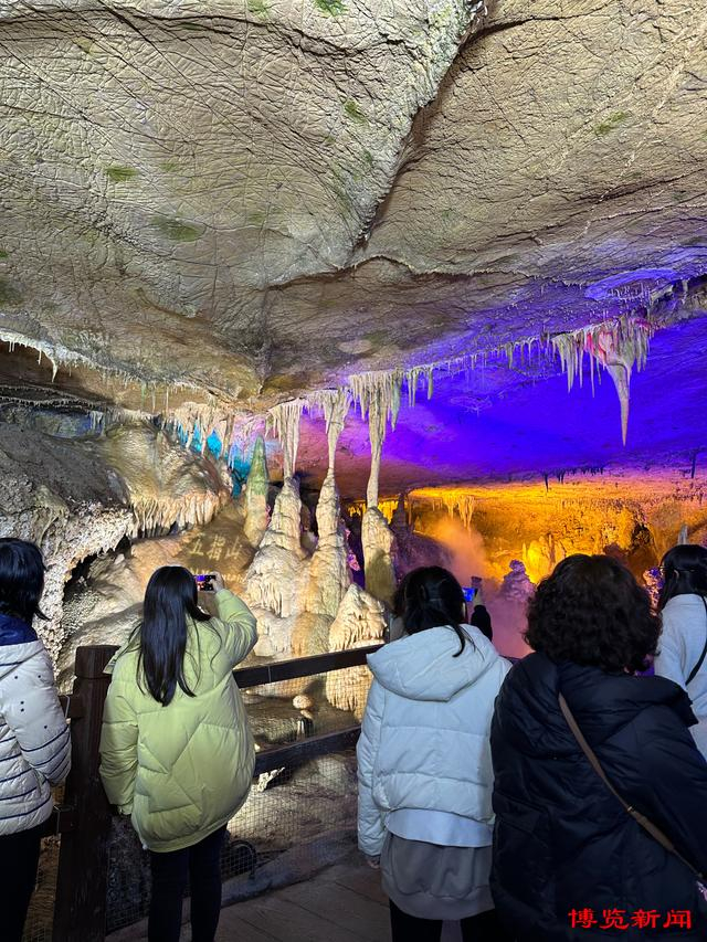 春游沂源溶洞尽赏钟乳奇石