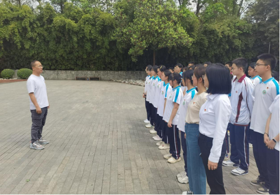 清明祭英烈,丰碑励青春 四川大邑安仁中学开展清明主题教育活动|先烈