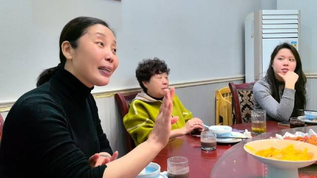 黄梅戏演员龙宝玲:演绎经典黄梅戏《天仙配》选段(清唱版)