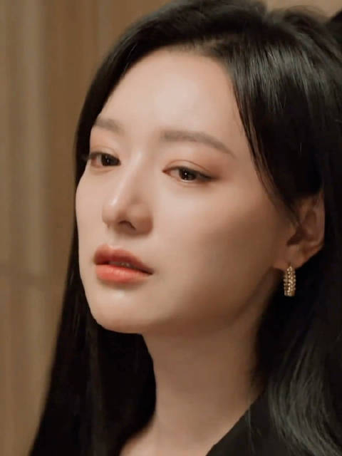 智媛欧尼这个笑真的破碎感满满金智媛好牛的一张脸好走心的演技