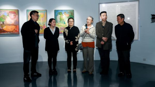 一周艺术人物|博伊曼斯的"允诺",她们的"莎翁梦境"