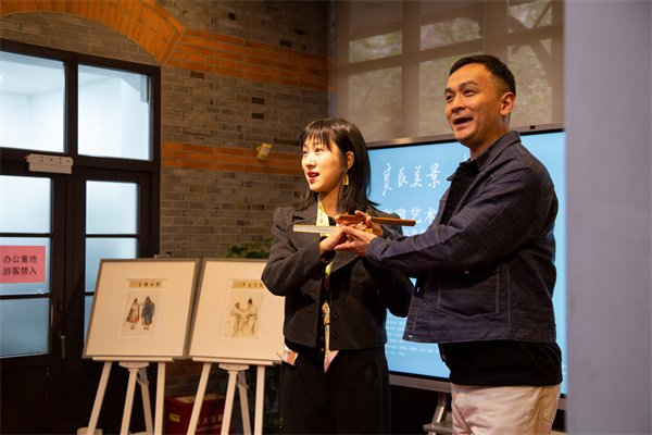 他们把"悠悠水磨腔"唱进年轻人的心里|胡维露|沈昳丽|昆曲_新浪新闻