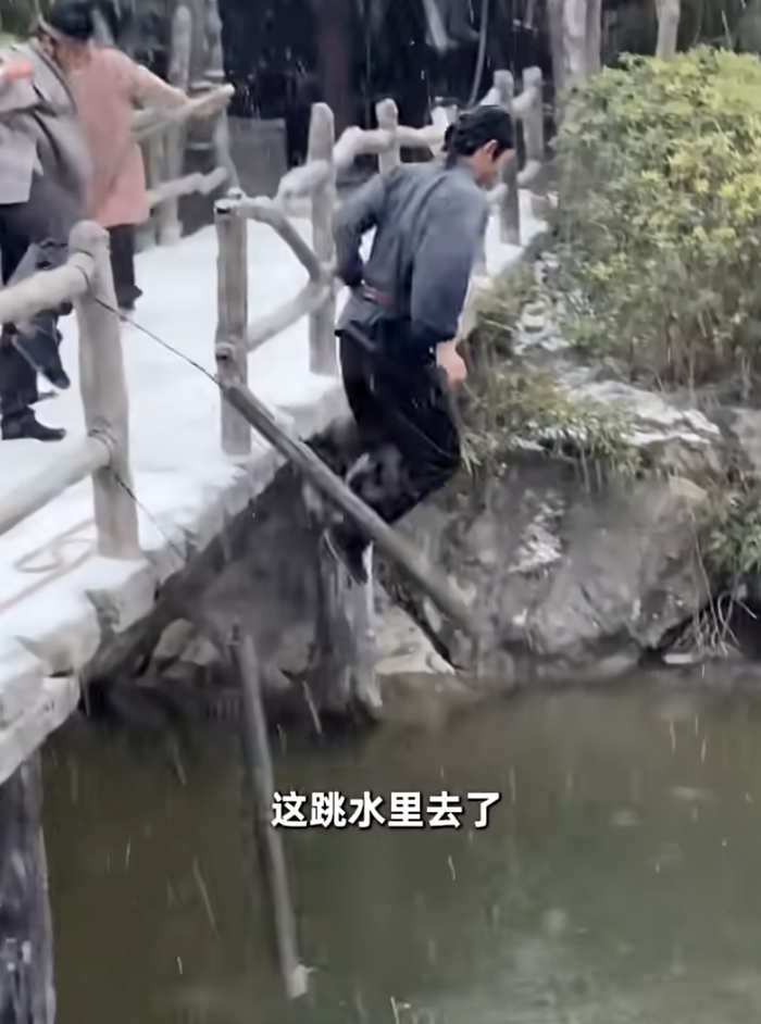 再见王婆,河南的最后一个"黑锅"|河南省|开封市_新浪新闻