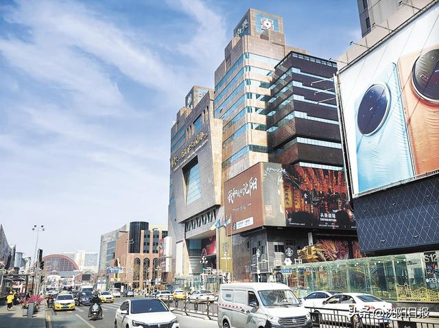 太原街上的店铺,对沈阳人来讲,已成了记忆中一个个亮闪闪的路标,它们