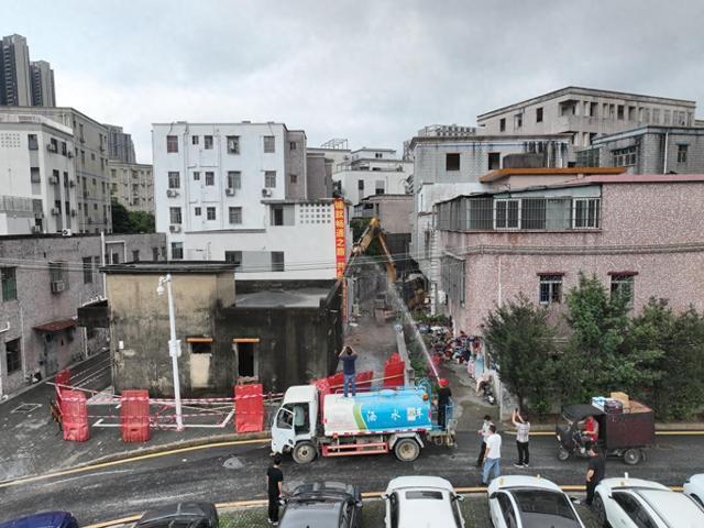 超五千平方米建筑物集中拆除,深圳坪山龙田街道持续发力打通断头路