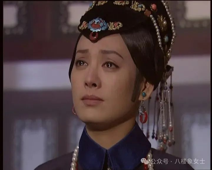 宁静最出名的电视剧《孝庄秘史》,小时候我跟着我妈一起看,那时候没