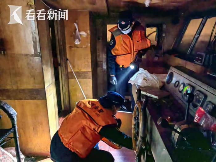 上海海警全力追捕破获冻品走私案|上海市|走私案|警局_新浪新闻