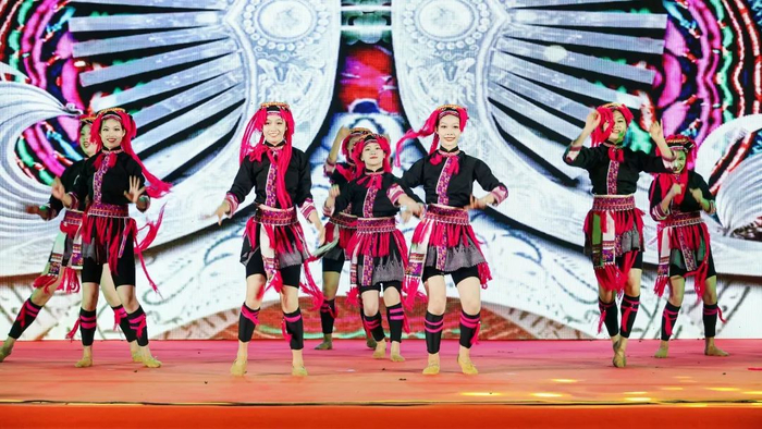 天安|黎族|东方市_新浪新闻